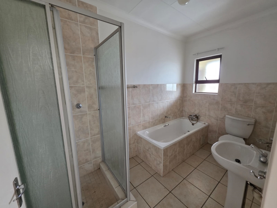 1 Bedroom Property for Sale in Parkrand Gauteng