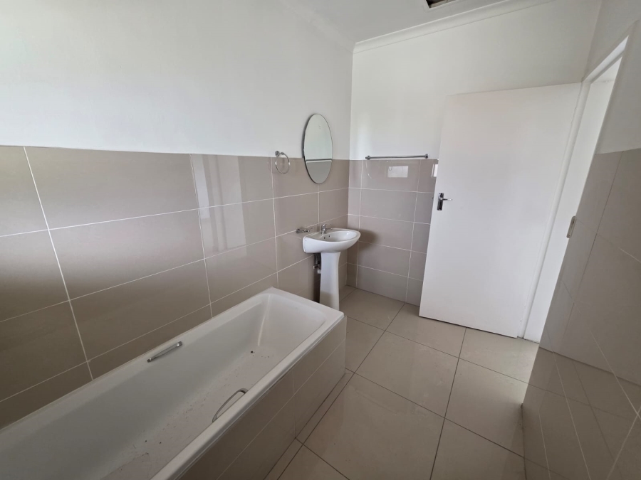 1 Bedroom Property for Sale in Parkrand Gauteng