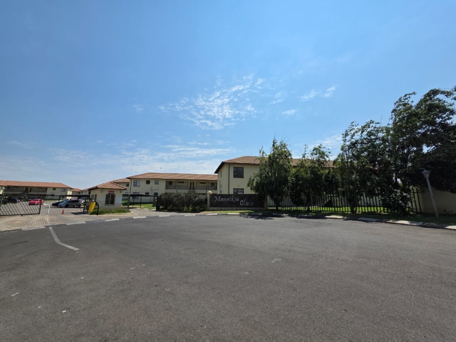 1 Bedroom Property for Sale in Parkrand Gauteng