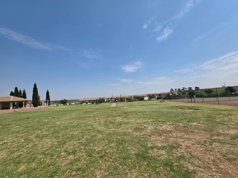 1 Bedroom Property for Sale in Parkrand Gauteng