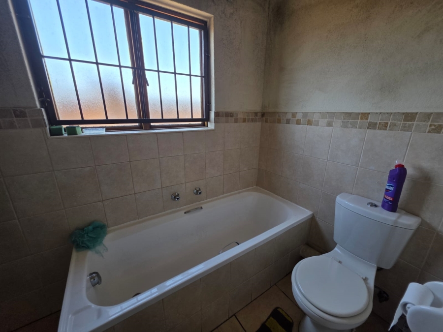 3 Bedroom Property for Sale in Eleadah Gauteng