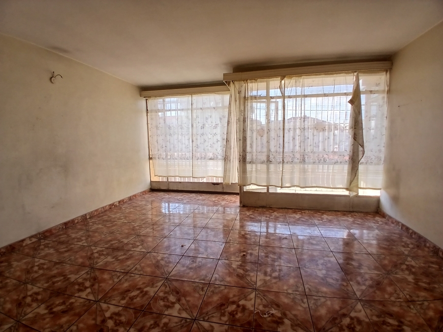 2 Bedroom Property for Sale in Germiston South Gauteng