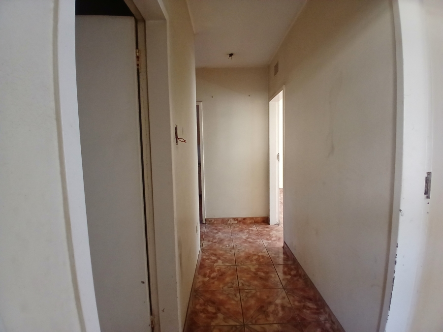 2 Bedroom Property for Sale in Germiston South Gauteng