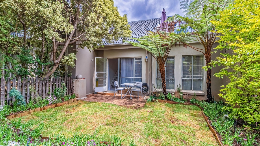 2 Bedroom Property for Sale in Douglasdale Gauteng