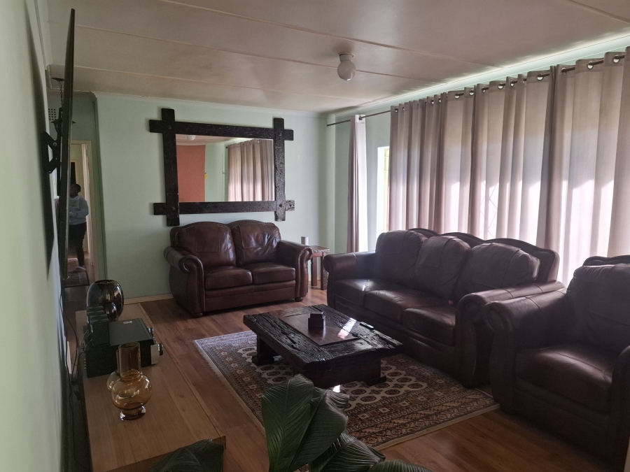 3 Bedroom Property for Sale in Birch Acres Gauteng