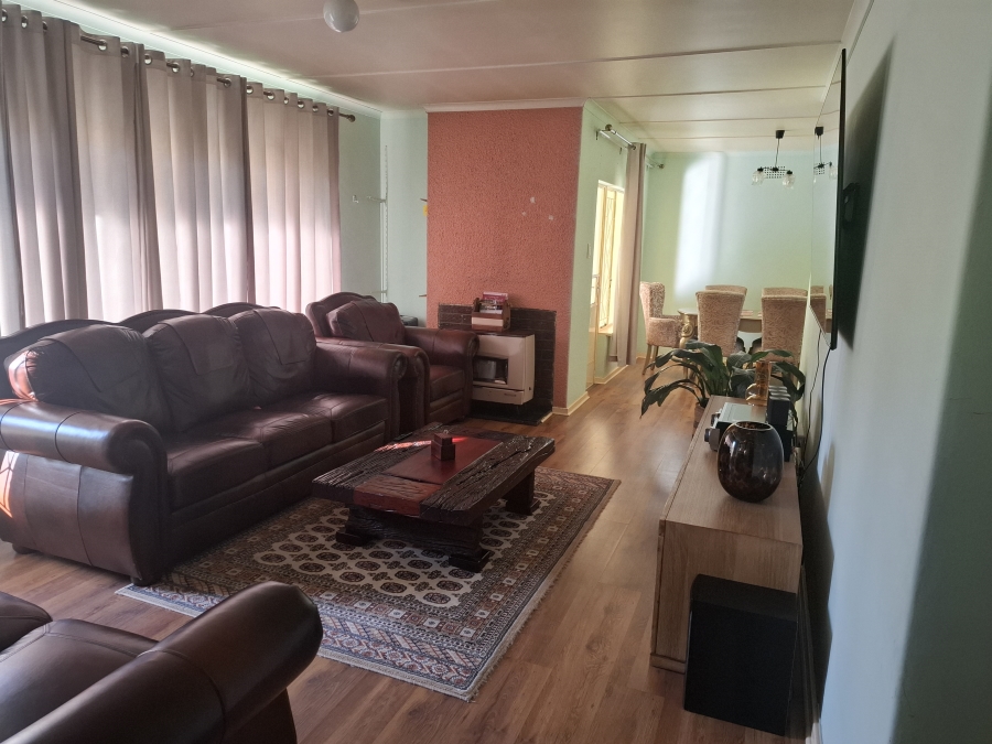 3 Bedroom Property for Sale in Birch Acres Gauteng