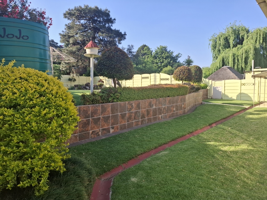 3 Bedroom Property for Sale in Birch Acres Gauteng