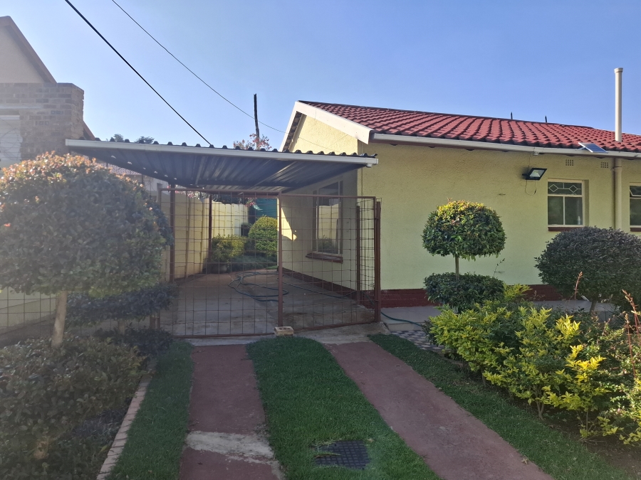 3 Bedroom Property for Sale in Birch Acres Gauteng