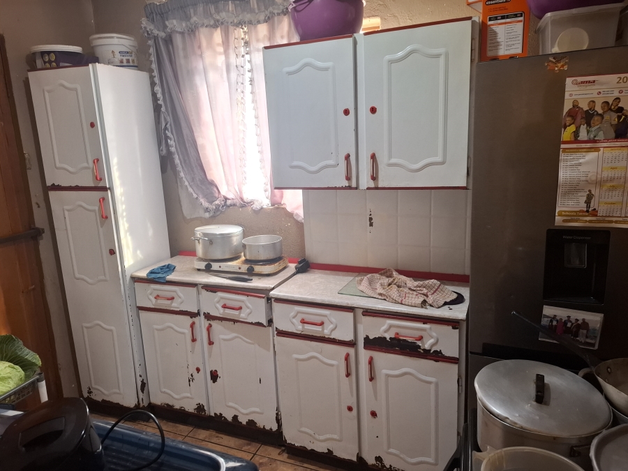 4 Bedroom Property for Sale in Kaalfontein Gauteng