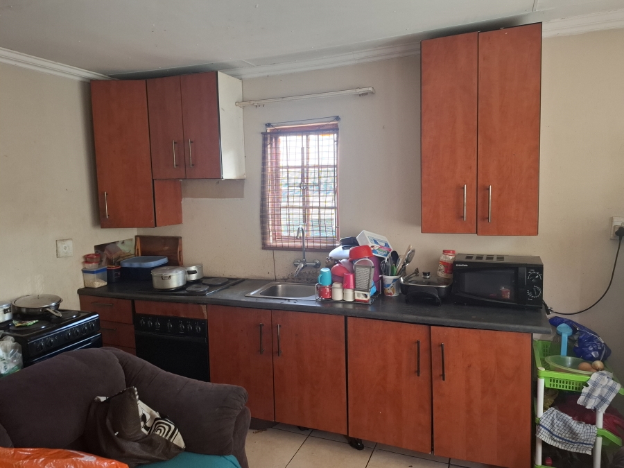 4 Bedroom Property for Sale in Kaalfontein Gauteng