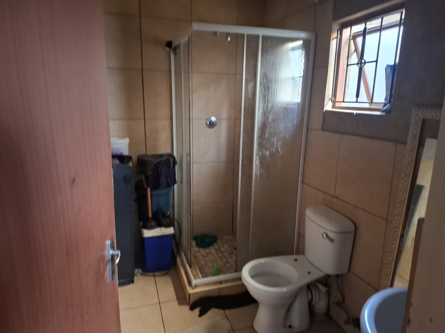 4 Bedroom Property for Sale in Kaalfontein Gauteng