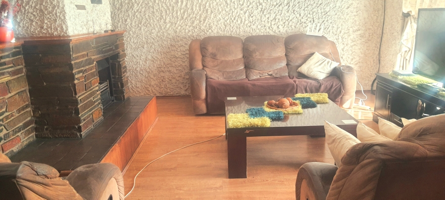 3 Bedroom Property for Sale in Birch Acres Gauteng