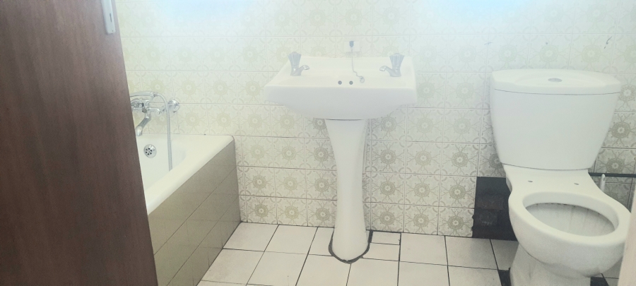 3 Bedroom Property for Sale in Birch Acres Gauteng