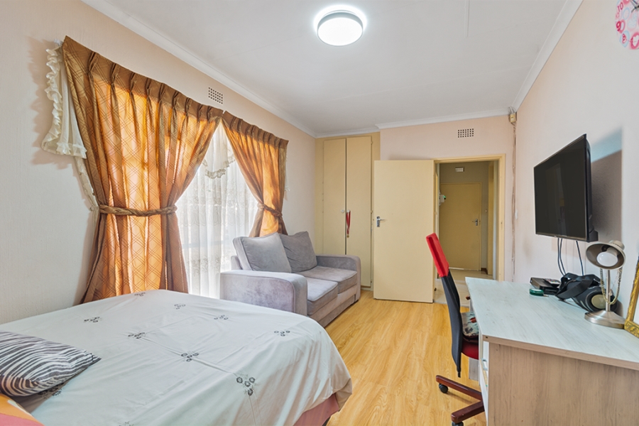 3 Bedroom Property for Sale in Bromhof Gauteng