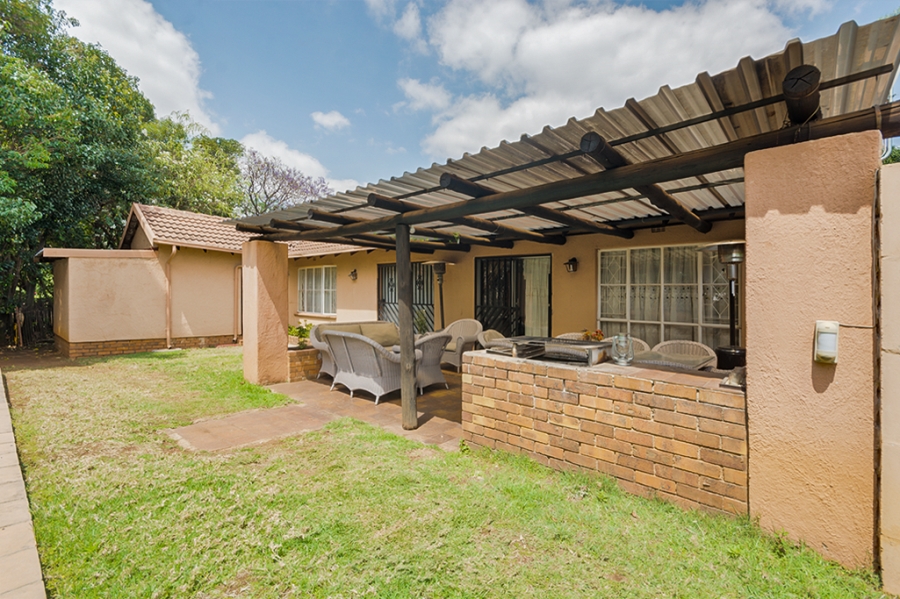 3 Bedroom Property for Sale in Bromhof Gauteng