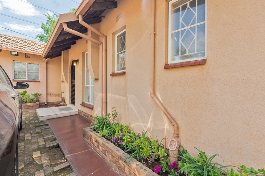 3 Bedroom Property for Sale in Bromhof Gauteng