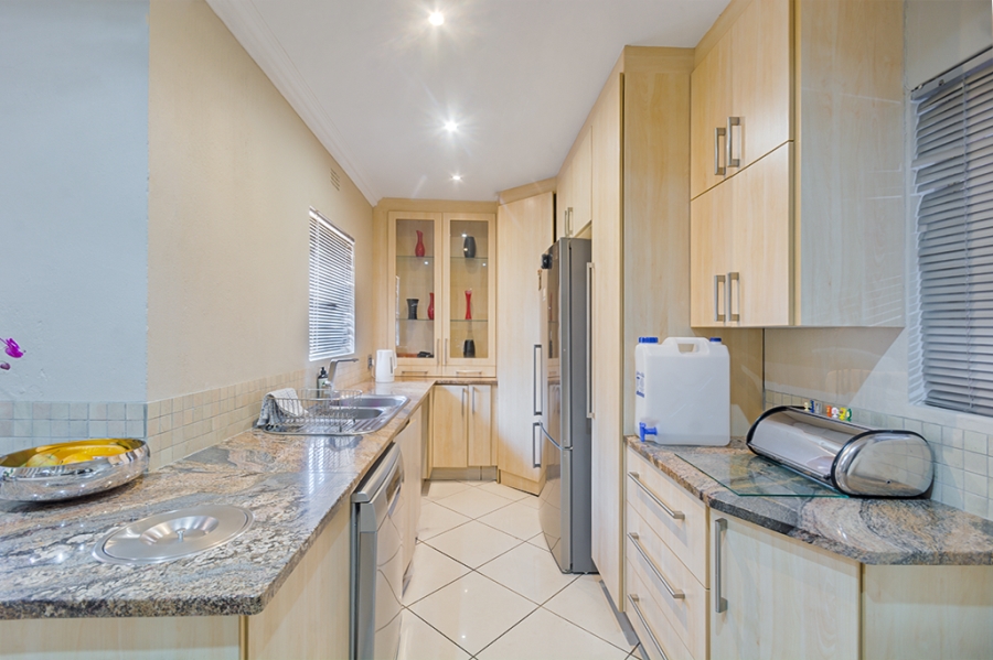 3 Bedroom Property for Sale in Bromhof Gauteng