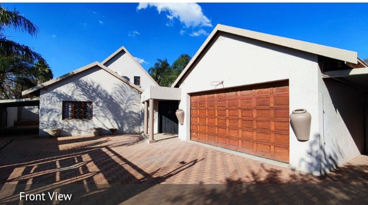 4 Bedroom Property for Sale in Van Riebeeck Park Gauteng