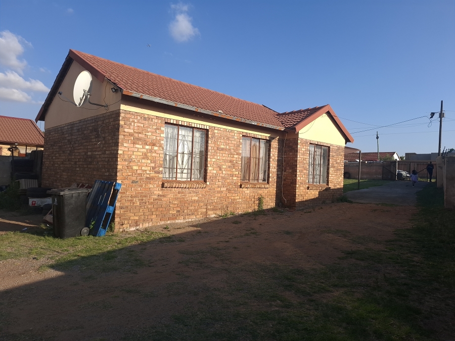 3 Bedroom Property for Sale in Norkem Park Gauteng