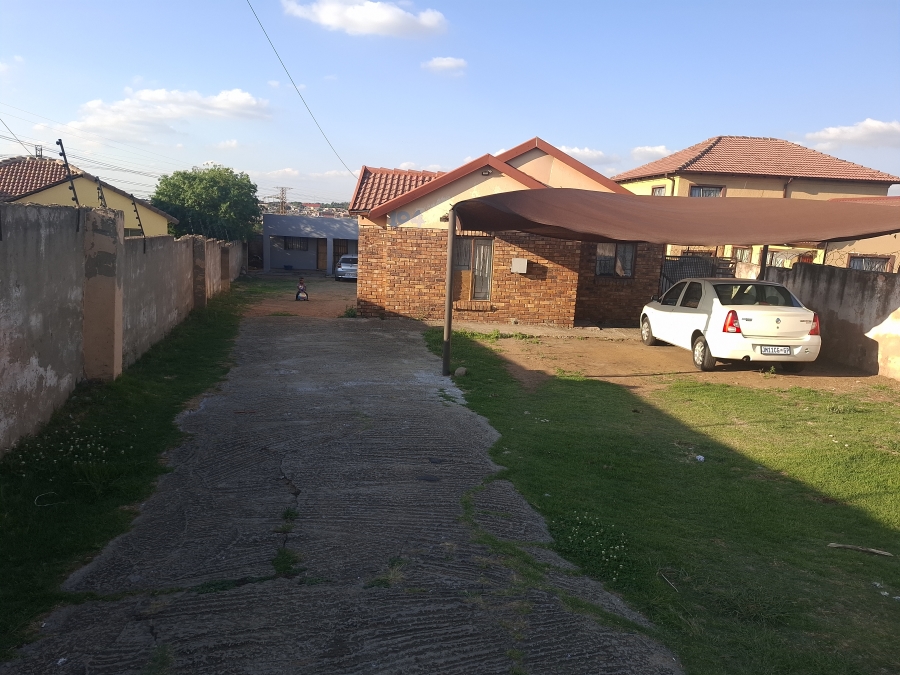 3 Bedroom Property for Sale in Norkem Park Gauteng