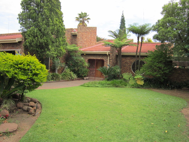 4 Bedroom Property for Sale in Aston Manor Gauteng