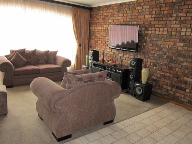 4 Bedroom Property for Sale in Aston Manor Gauteng