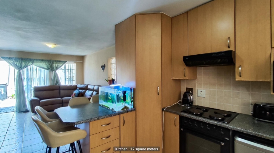 2 Bedroom Property for Sale in Birchleigh Gauteng