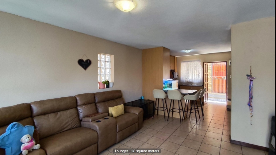 2 Bedroom Property for Sale in Birchleigh Gauteng