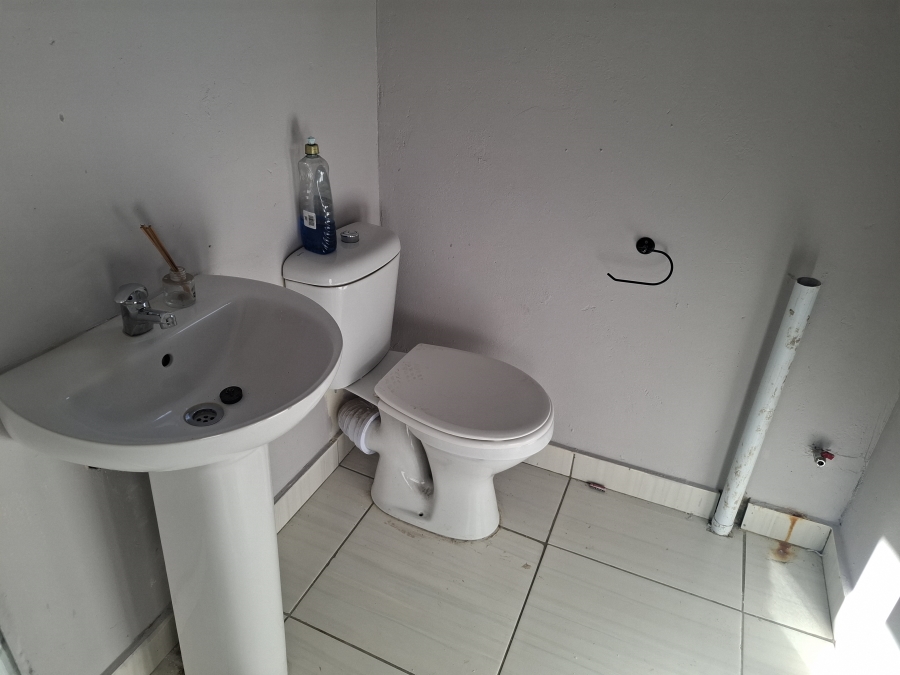 To Let 1 Bedroom Property for Rent in Croydon Gauteng