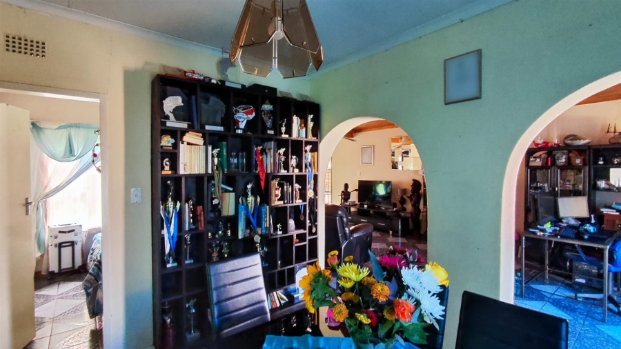 3 Bedroom Property for Sale in Bonaero Park Gauteng