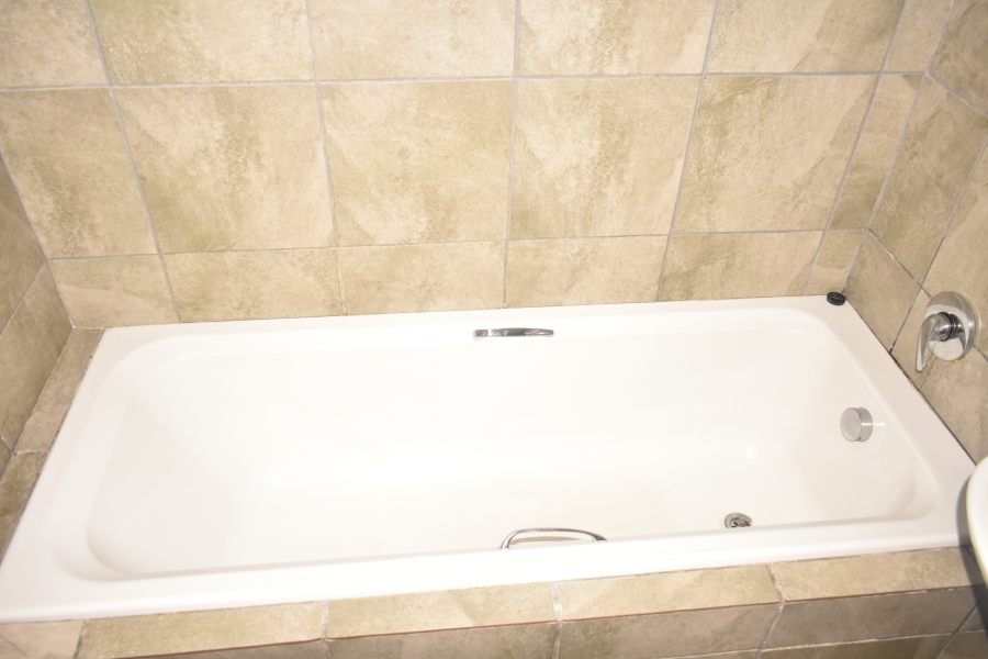 2 Bedroom Property for Sale in Rosslyn Gauteng