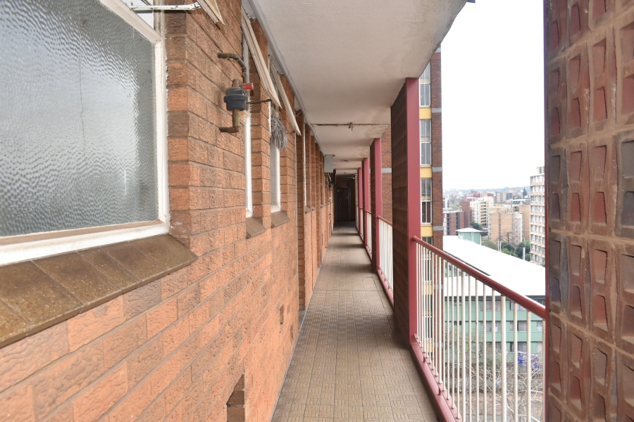 2 Bedroom Property for Sale in Pretoria Central Gauteng