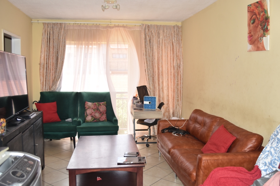 2 Bedroom Property for Sale in The Orchards Gauteng