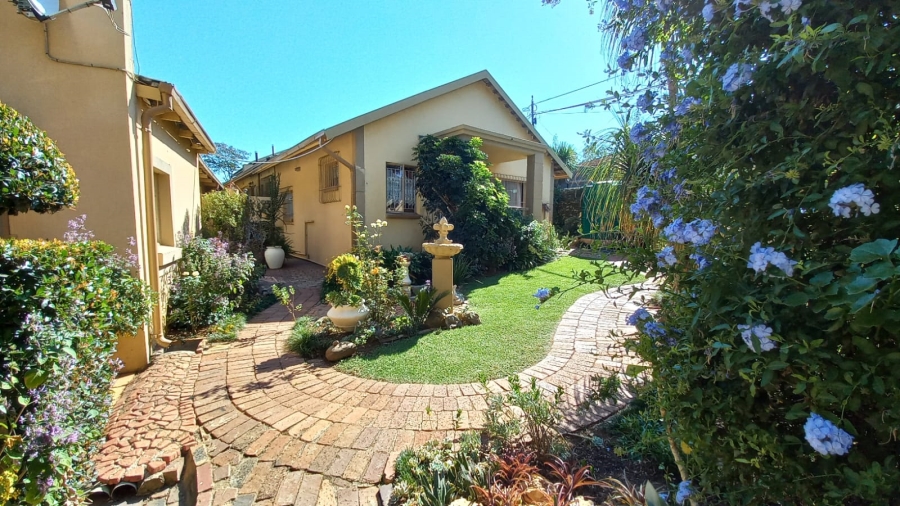 12 Bedroom Property for Sale in Monument Park Gauteng