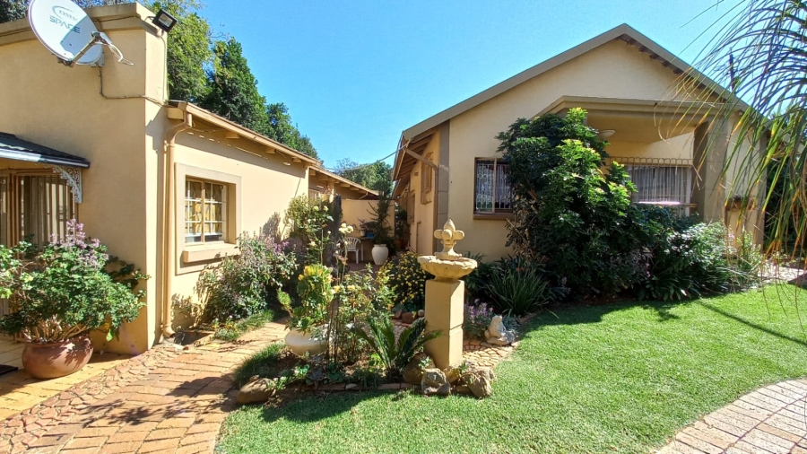 12 Bedroom Property for Sale in Monument Park Gauteng