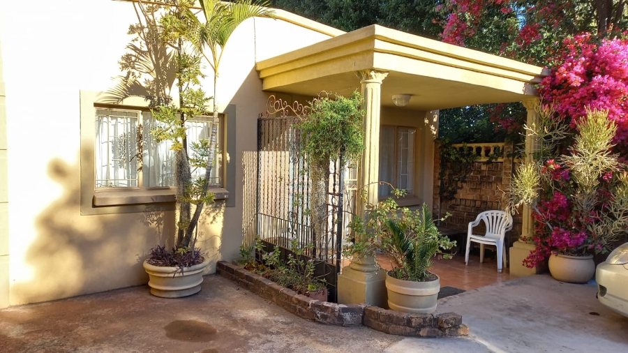 12 Bedroom Property for Sale in Monument Park Gauteng