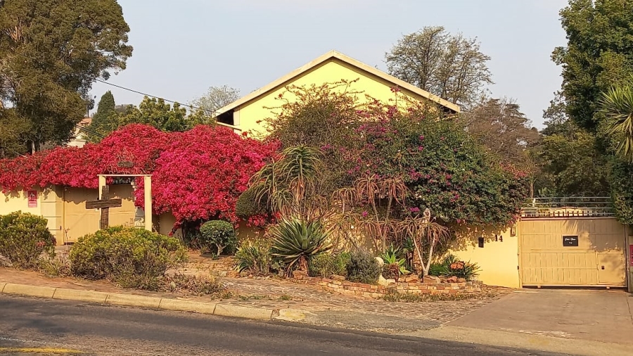 12 Bedroom Property for Sale in Monument Park Gauteng