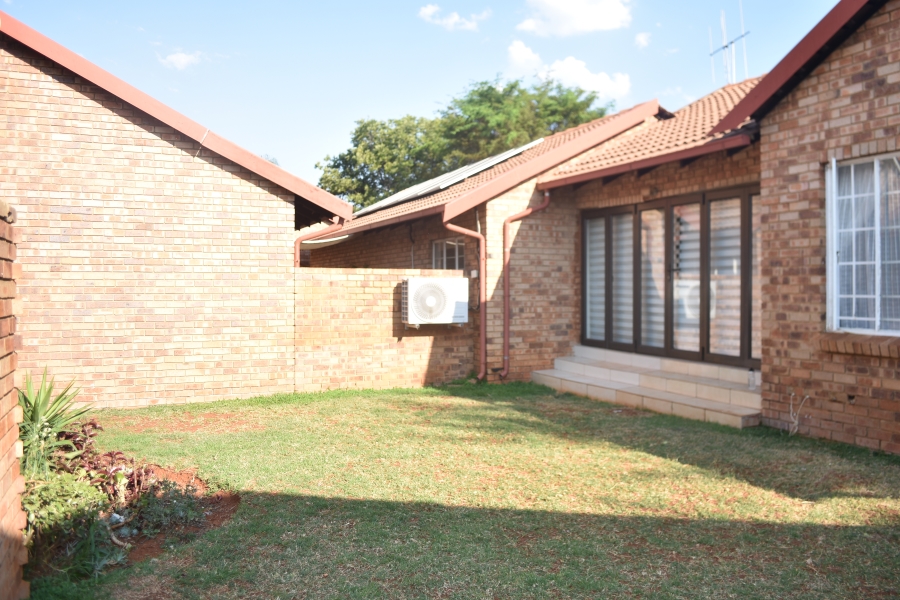 3 Bedroom Property for Sale in Meyerspark Gauteng