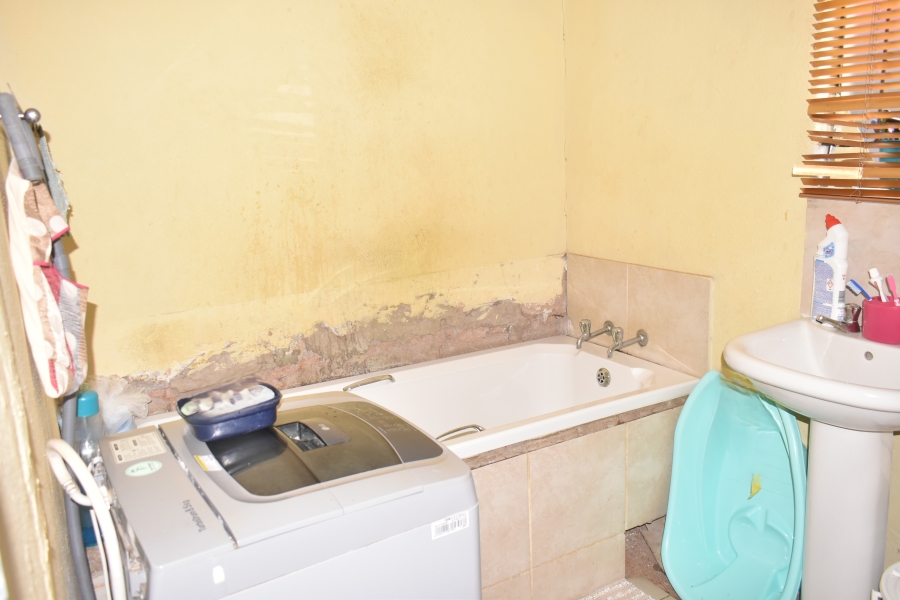 3 Bedroom Property for Sale in Soshanguve East Gauteng