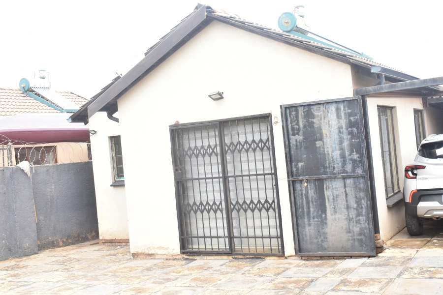 3 Bedroom Property for Sale in Soshanguve East Gauteng