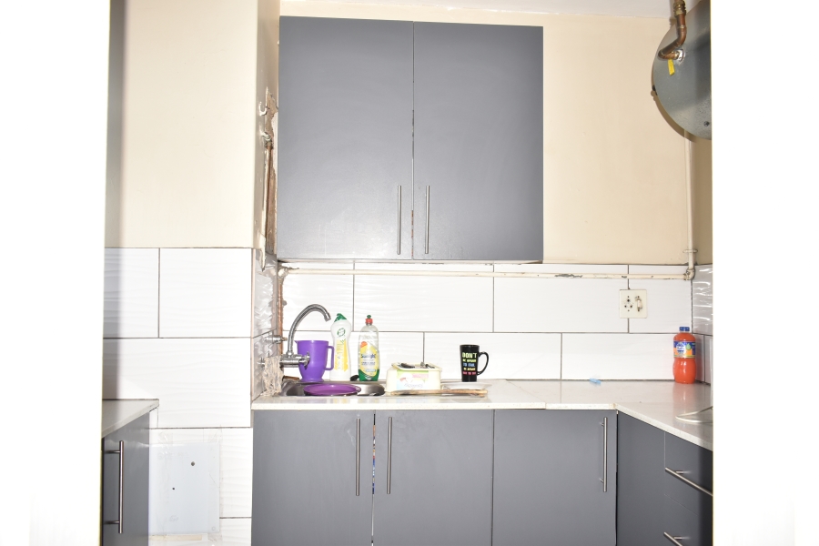 1 Bedroom Property for Sale in Pretoria Central Gauteng