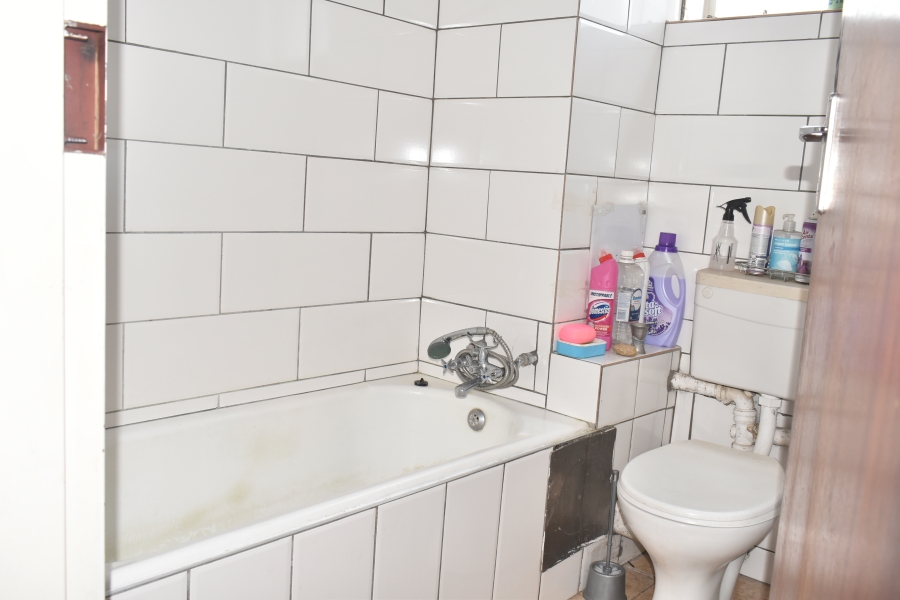 1 Bedroom Property for Sale in Pretoria Central Gauteng