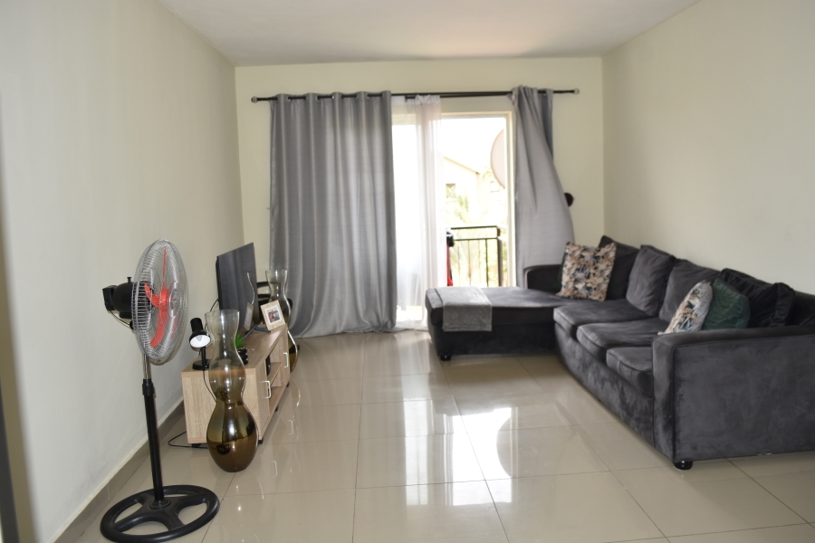 2 Bedroom Property for Sale in Kosmosdal Gauteng