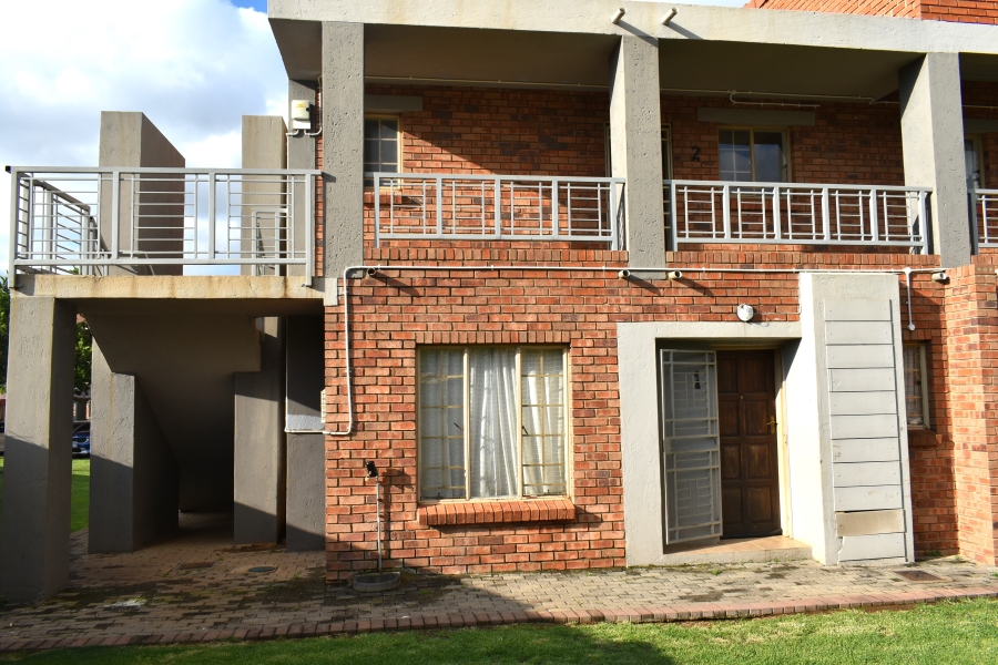 2 Bedroom Property for Sale in The Orchards Gauteng