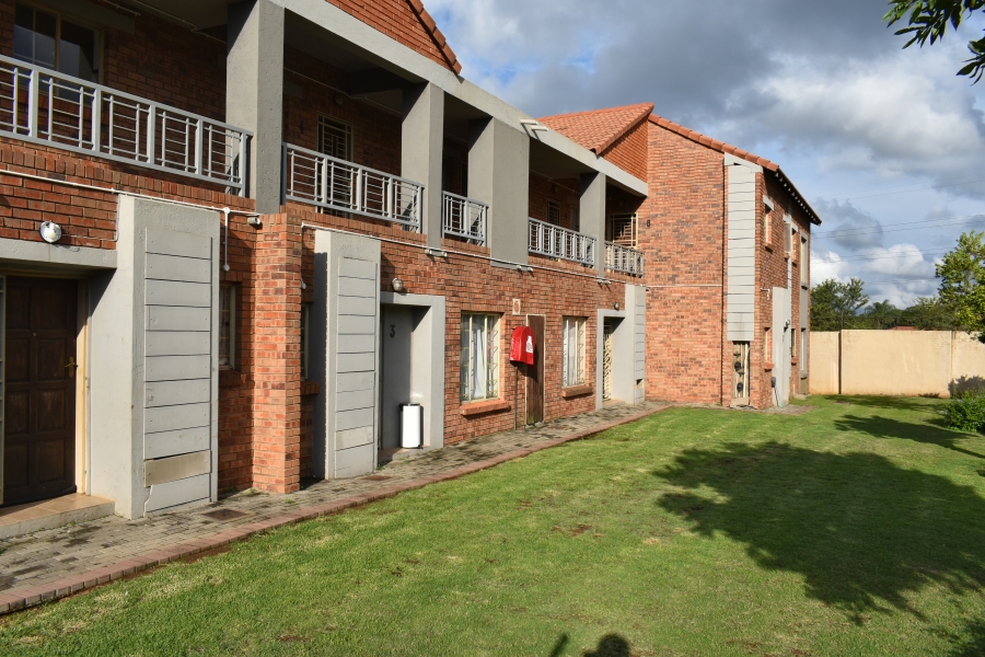 2 Bedroom Property for Sale in The Orchards Gauteng