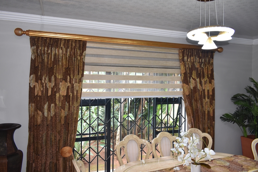 5 Bedroom Property for Sale in Karenpark Gauteng