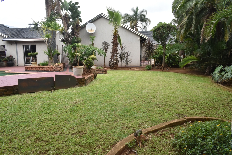 5 Bedroom Property for Sale in Karenpark Gauteng