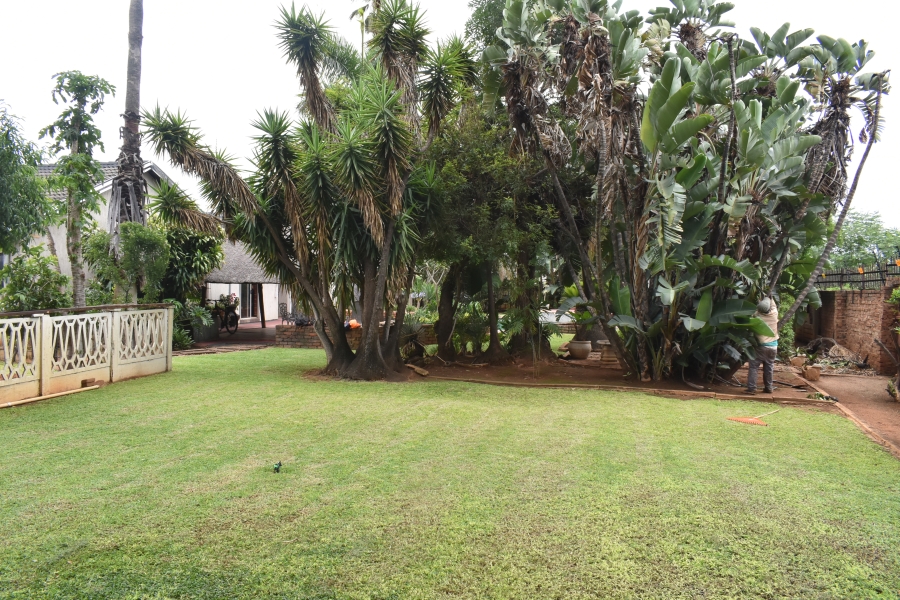 5 Bedroom Property for Sale in Karenpark Gauteng