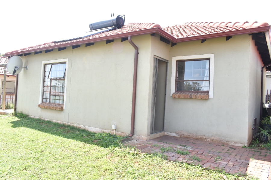 3 Bedroom Property for Sale in Heatherdale AH Gauteng