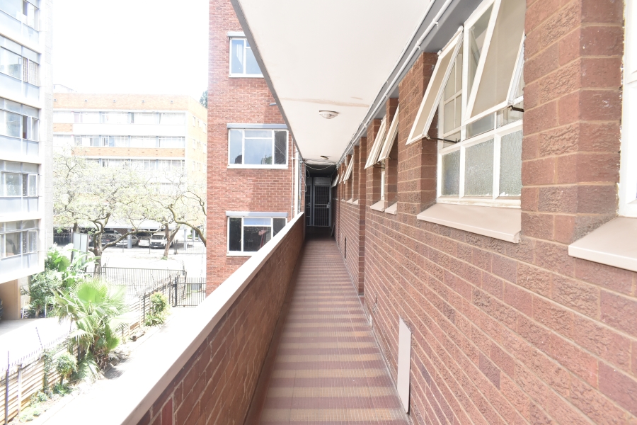 2 Bedroom Property for Sale in Sunnyside Gauteng